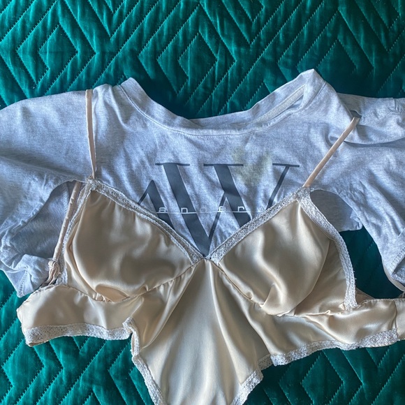 AW Crop - Picture 4 of 4